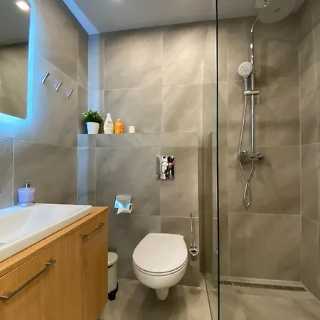 Supreme Next To Ndk *