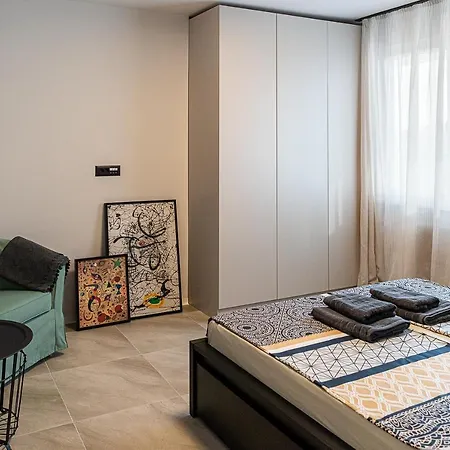 Supreme Next To Ndk *