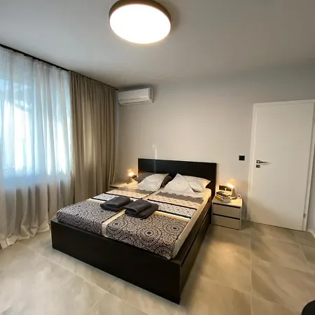 Supreme Next To Ndk Appartement *