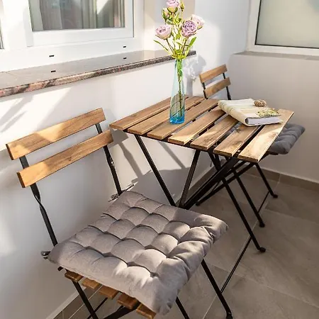 Supreme Next To Ndk *